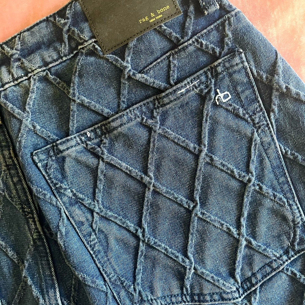 RAG&BONE Charlie Quilted Barrel High Rise Jeans - Picture 9 of 12